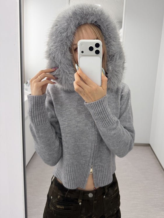 Embroidered fur knit hoodie | Judin