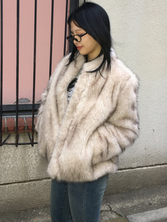 Fluffy faux fur coat | Judin