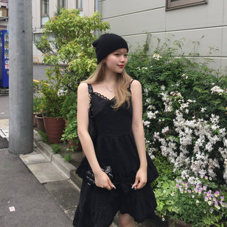 ブラック